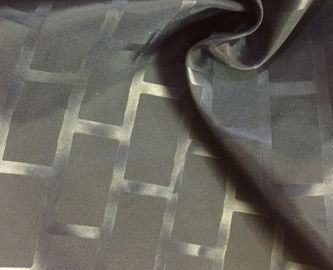 中国 滑らかな表面ポリウレタン布袋のための上塗を施してあるポリエステル生地 サプライヤー