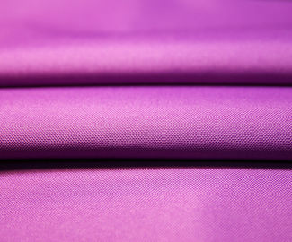 中国 オックスフォード紫色の600dのナイロン生地、平野は防水ナイロン伸縮織物を染めました サプライヤー